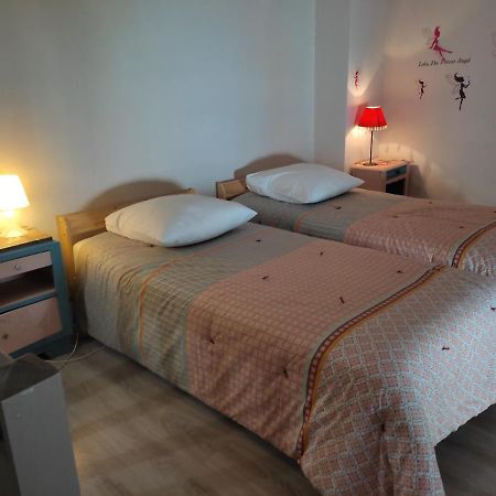 Bed and Breakfast Les Angelots Кондом Экстерьер фото