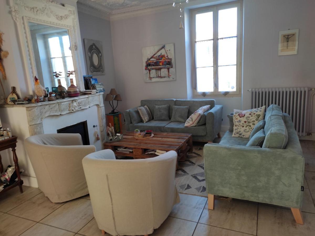Bed and Breakfast Les Angelots Кондом Экстерьер фото